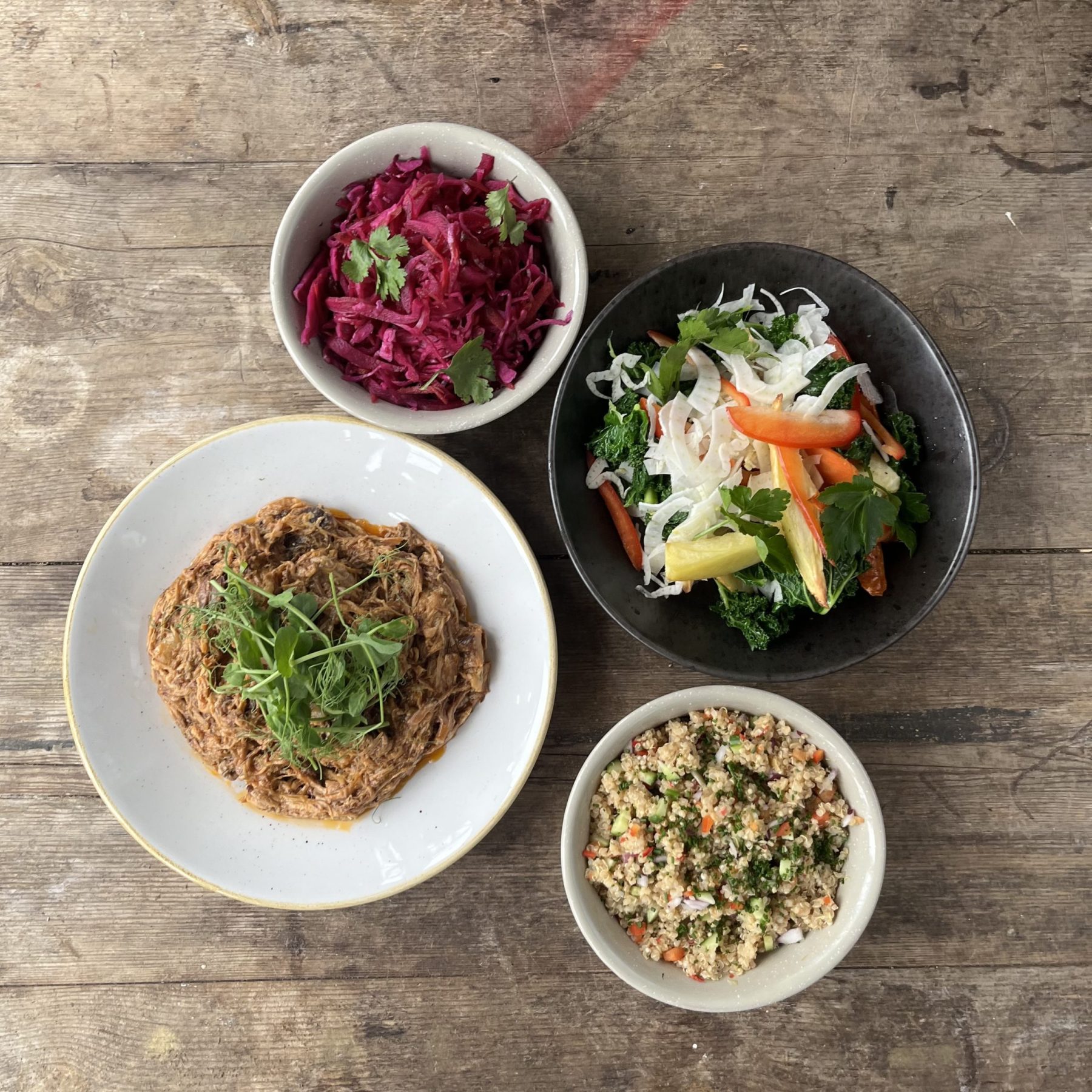 Pulled Beef & Salad Box